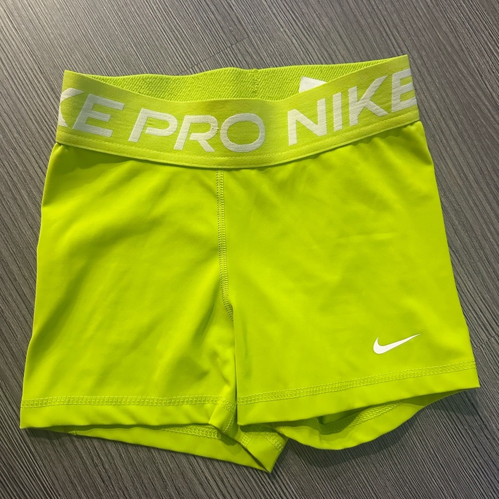 NEON NIKE PRO